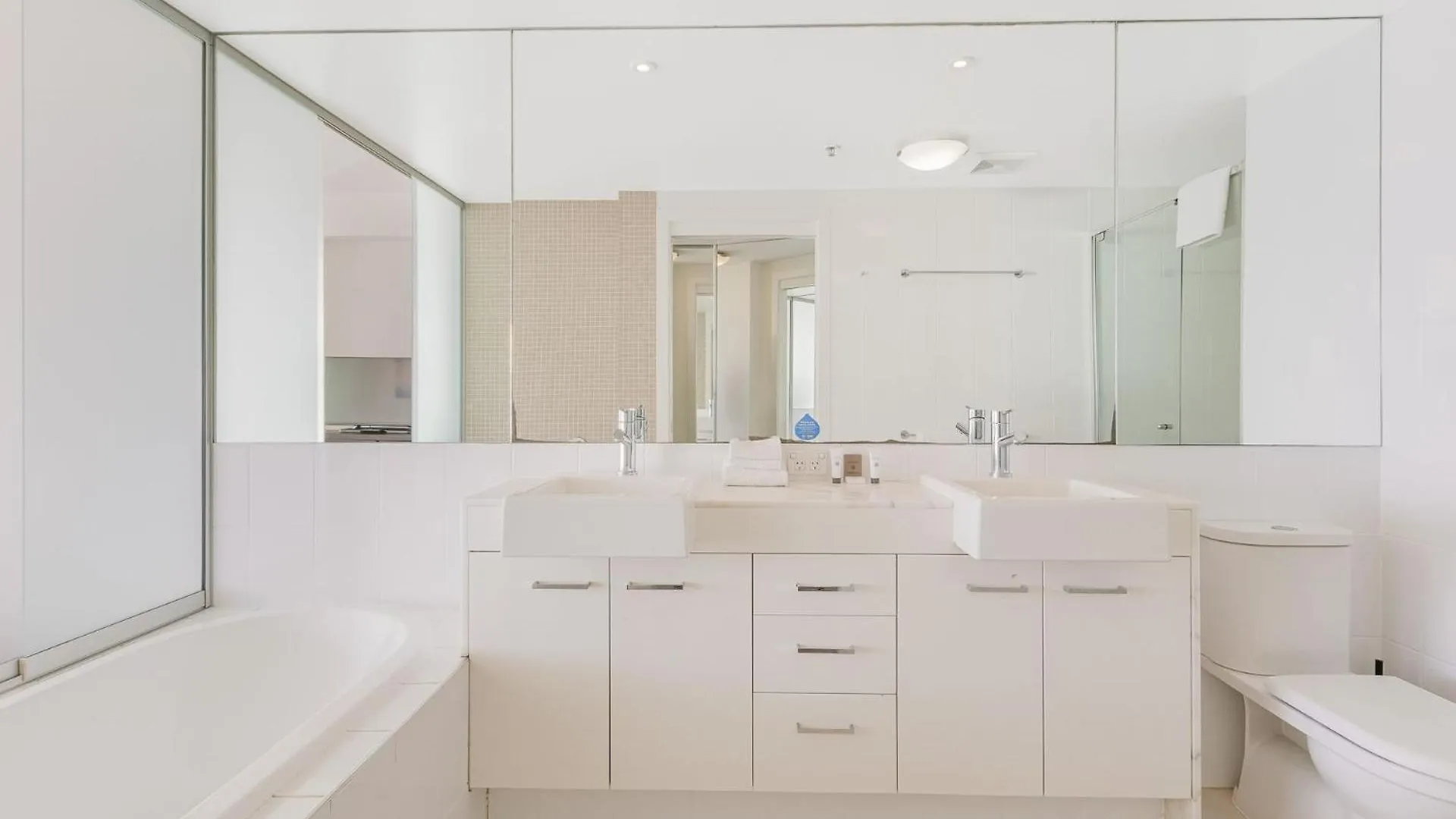 Reflections On The Sea Unit 1501A Apartment Gold Coast